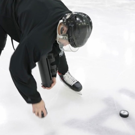 Тренажер хоккейный шайбавброс OLMI