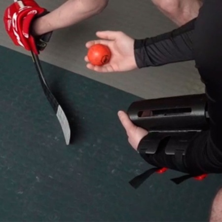 Тренажер хоккейный шайбавброс OLMI